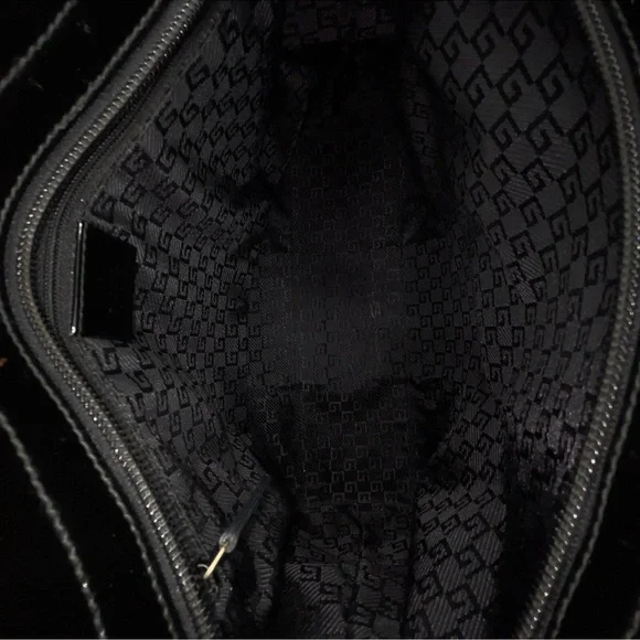 Gucci Black and Cream Structured Tote Bag - Picture 13 of 16